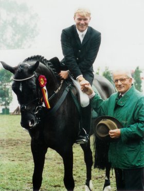 Winkler gratuliert 1994 Hauke Luther und Winkler